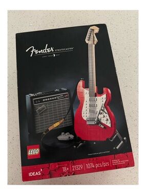 Lego Ideas Fender Stratocaster 21329 DIY Guitar Model w/65 Princeton Reverb Amp